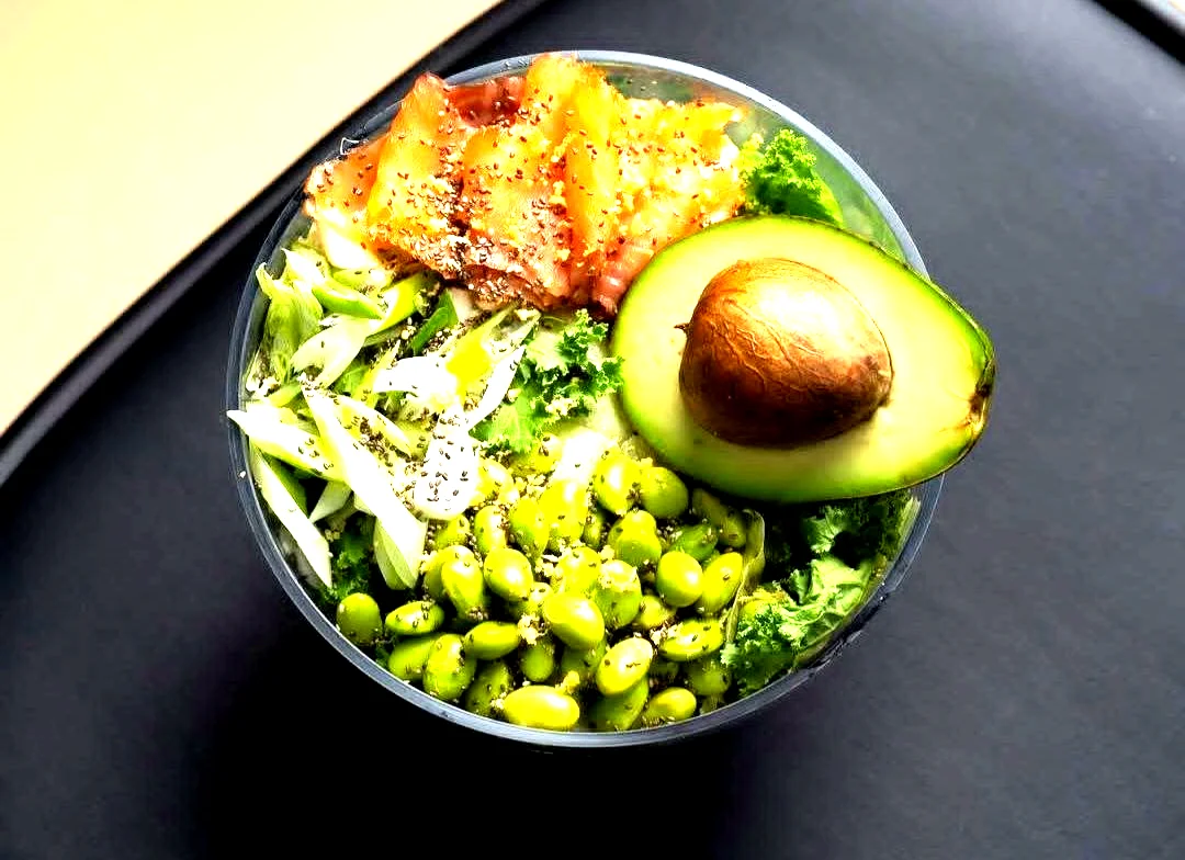 Smoked Salmon & Avocado Salad